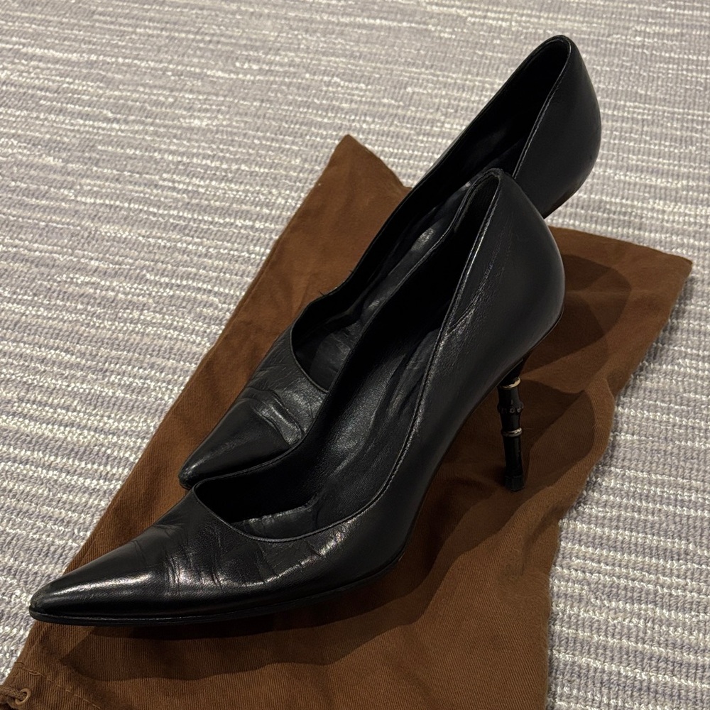 Vintage Gucci Black Leather Pointed Heels with Bamboo Accent